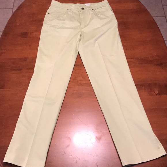 Talbots size 10L straight leg 5- pocket stretch jeans. 95% cotton, 5% spandex - Picture 2 of 9